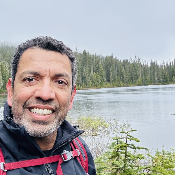 Richard Flores, Founder of Raíz Digital